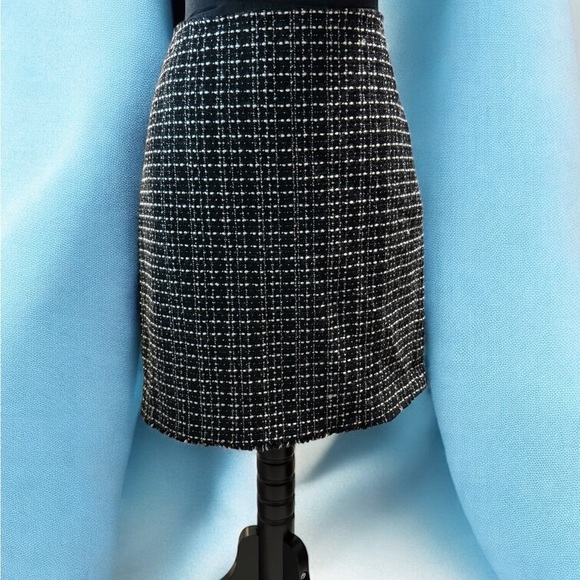 Ann Taylor Black and White Pencil Skirt Tweed EUC worn once - Picture 1 of 5